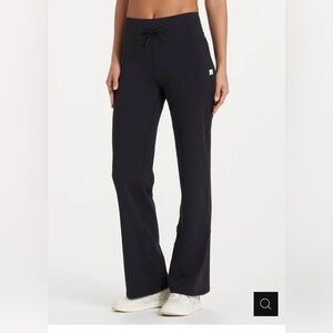 Vuori daily wide leg size M